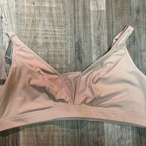 Snag bra, size 6 full - milk bottle